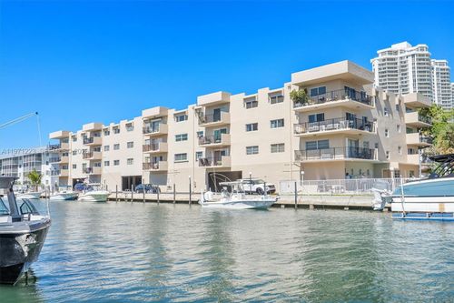 apt-404-3860 Ne 170th St, North Miami Beach, FL, 33160-3109 | Card Image