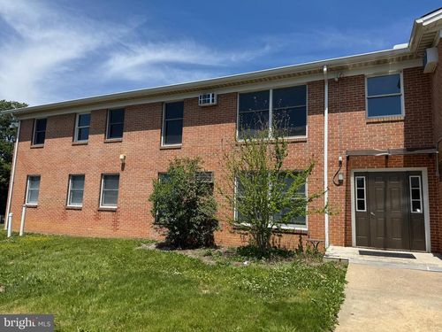 g-235 S Ridge Ave, GREENCASTLE, PA, 17225-1165 | Card Image