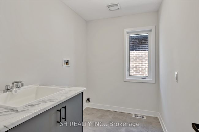 329 O'toole Crescent, House other with 6 bedrooms, 4 bathrooms and 2 parking in Selwyn ON | Image 40