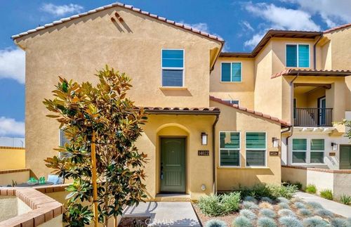 14022 Bay St, La Mirada, CA, 90638-3505 | Card Image