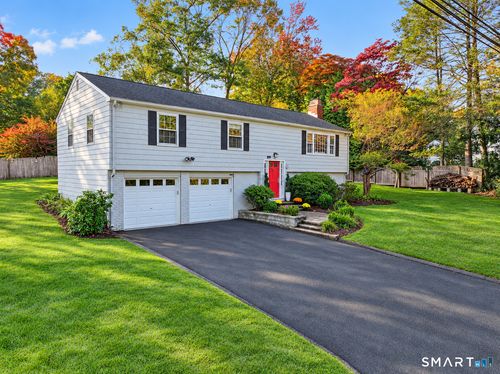 3 Jonathan Ln, Westport, CT, 06880-4709 | Card Image