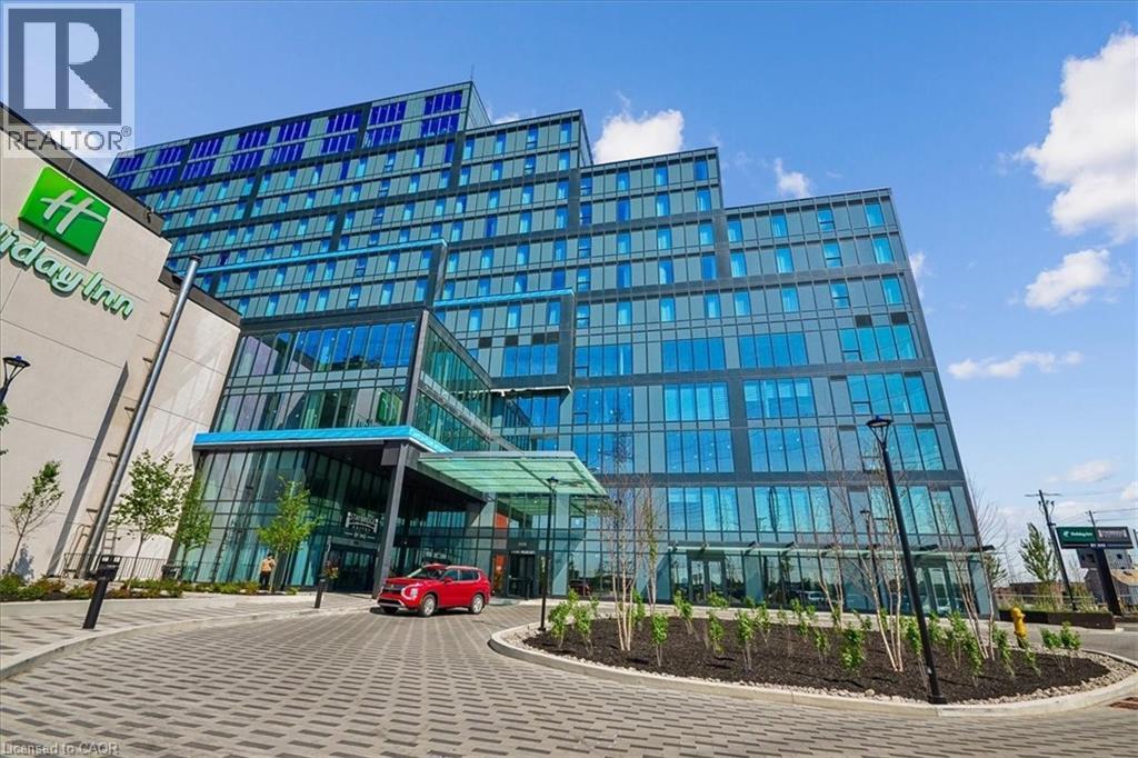 Commercial Sale in Etobicoke 4