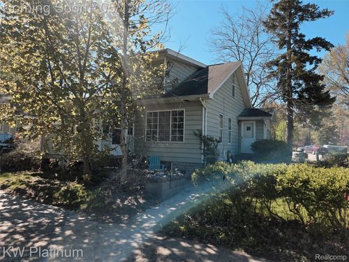 2685 Rialto Ct, Fort Gratiot, MI, 48059-3554 | Card Image