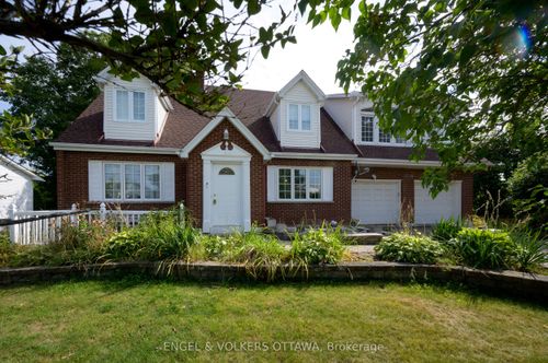 6258 Richmond Rd, Richmond, ON, K0A2Z0 | Card Image