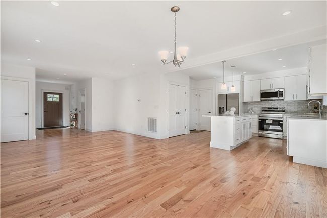 65 Paulding Ln, Home with 6 bedrooms, 6 bathrooms and 2 parking in Crompond NY | Image 21