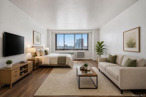 1717-185 Hall Street, New York, NY, 11205 | Card Image