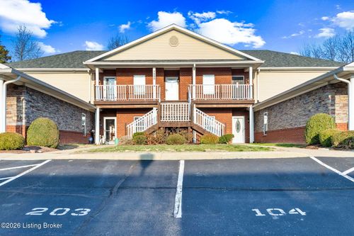 unit-104-7500 Autumn Pointe Dr, Louisville, KY, 40214-5774 | Card Image