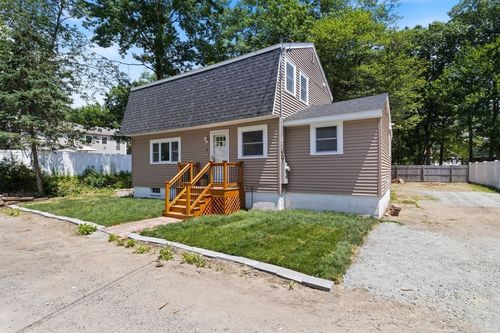 3 Greystone Rd, Merrimac, MA, 01860-1215 | Card Image