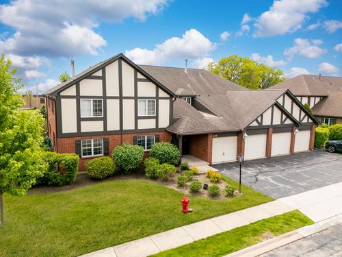 b-245 Windsor Ln, Willowbrook, IL, 60527-2977 | Card Image