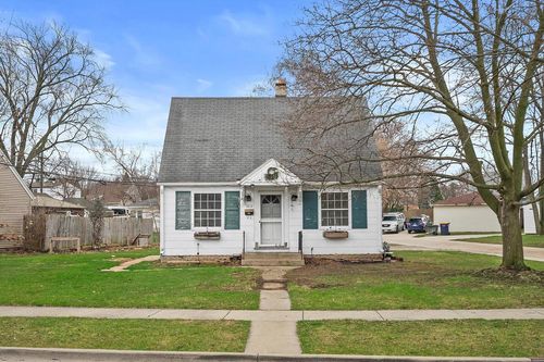 2815 S 91st Street, WEST ALLIS, WI, 53227 | Card Image