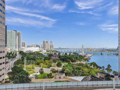 apt-1520-325 S Biscayne Blvd, Miami, FL, 33131-2393 | Card Image