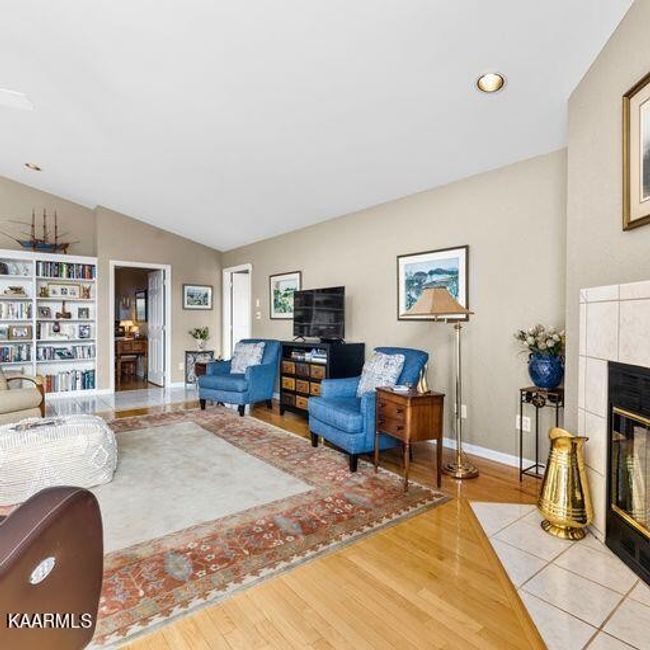 2020 Ranch Rd, House other with 3 bedrooms, 3 bathrooms and 2 parking in Dandridge TN | Image 16