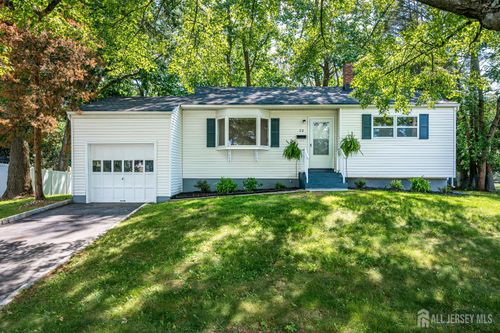 23 Nancy Cir, Edison, NJ, 08817-5237 | Card Image