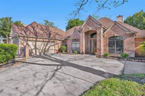 590 Edgewood Dr, Montgomery, TX, 77356-8424 | Card Image