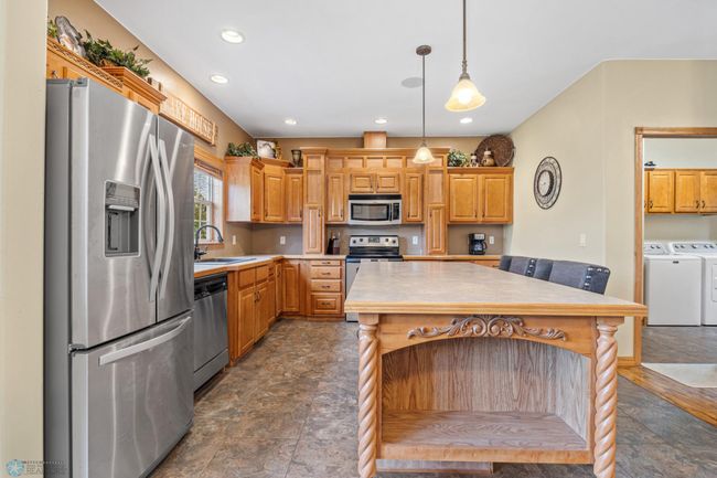 Kitchen | Image 19