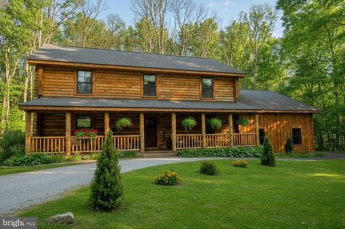 62 Whispering Pines Lane, OAKLAND, MD, 21550 | Card Image