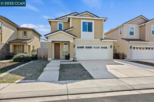 177 Leprino Cir, Oakley, CA, 94561-1068 | Card Image