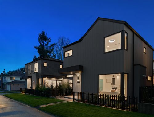 3670 Fleming St, Vancouver, BC, V5N | Card Image