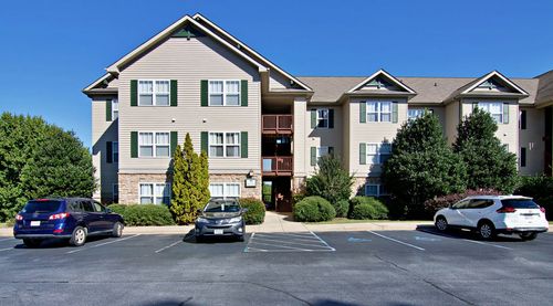 901 Harts Cove Way, Seneca, SC, 29678-1490 | Card Image