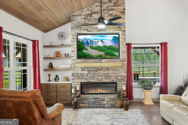 1330 Sr 110, Home with 6 bedrooms, 3 bathrooms and null parking in Waynesville GA | Image 22