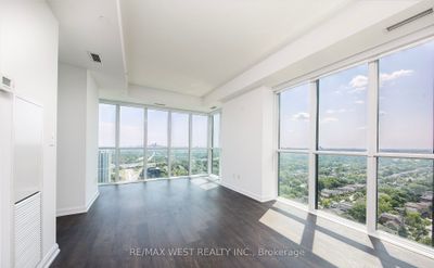 3003 - 9 Bogert Ave, Condo with 2 bedrooms, 2 bathrooms and 1 parking in North York ON | Image 3