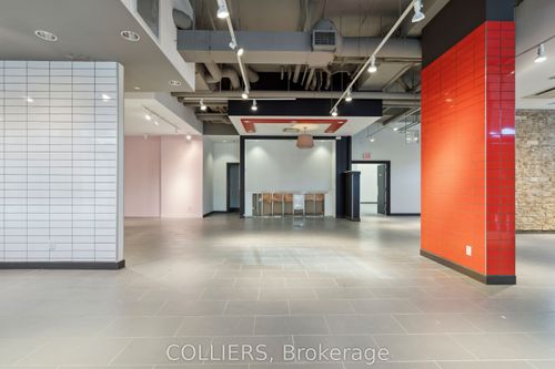 6-10-1847 Queen St E, Toronto, ON, M4L3Z9 | Card Image