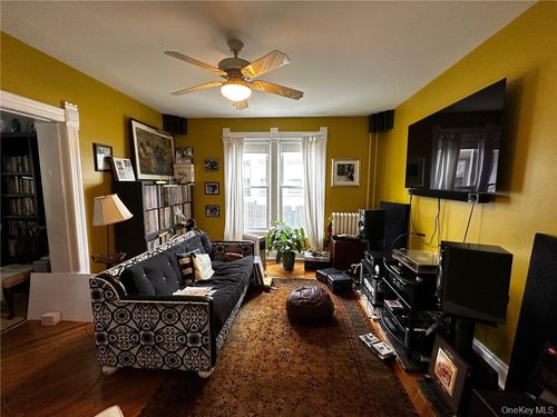 216 Union Ave, Peekskill, NY, 10566-3433 | Card Image