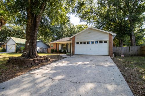 3014 Windsor Cir, Crestview, FL, 32539-6343 | Card Image