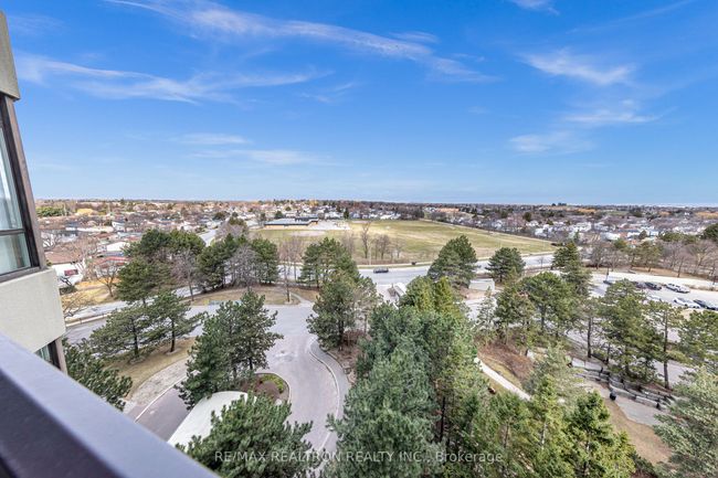 907 - 24 Hanover Rd, Condo with 2 bedrooms, 2 bathrooms and null parking in Brampton ON | Image 19