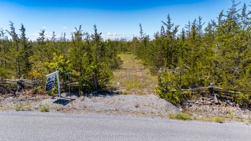 4270 Camden Portland Boundary Rd, Harrowsmith, ON, K0H1V0 | Card Image