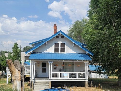 411 Se May Ave, Wilbur, WA, 99185 | Card Image