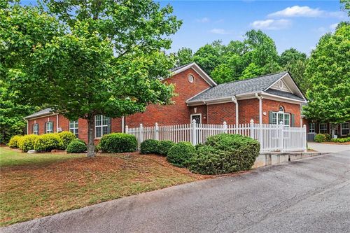 497 Sawnee Corners Dr, Cumming, GA, 30040-2054 | Card Image