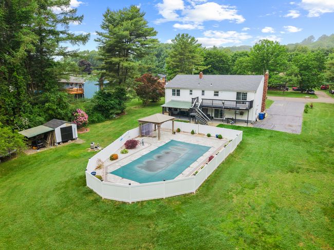 21 Sunnyside Dr, House other with 3 bedrooms, 3 bathrooms and null parking in Northford CT | Image 36