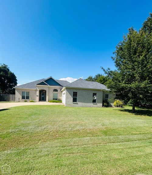 626 Leah Ln, Manila, AR, 72442-9128 | Card Image