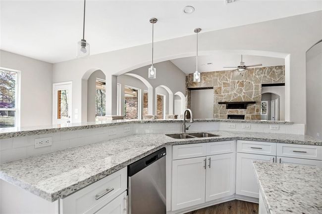 510 Carriage View Ln, House other with 4 bedrooms, 3 bathrooms and 3 parking in Huffman TX | Image 15
