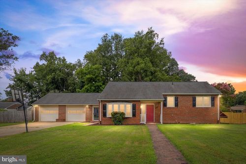 300 Phillips St, FREDERICKSBURG, VA, 22405-2716 | Card Image