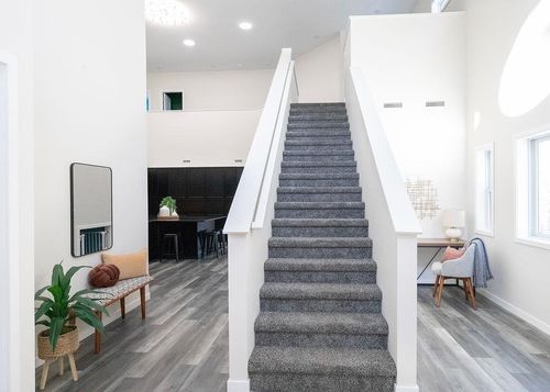 417 Elk St, Duluth, MN, 55803-1404 | Card Image