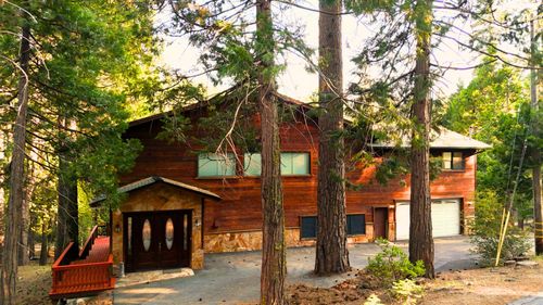 28421 Strawberry Rd, Strawberry, CA, 95375 | Card Image