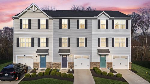 9862 Dunlap Dr, Colerain Twp, OH, 45251-3508 | Card Image