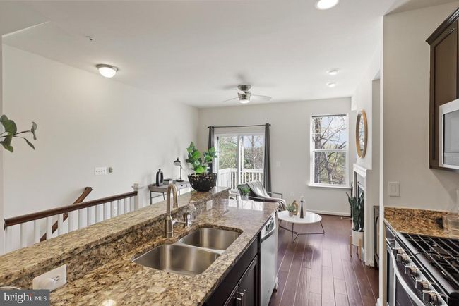 12741 Lotte Dr, Townhouse with 3 bedrooms, 4 bathrooms and null parking in WOODBRIDGE VA | Image 14