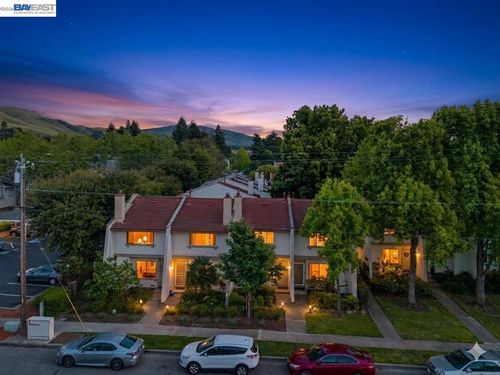 38646 Aurora Ter, Fremont, CA, 94536-4466 | Card Image
