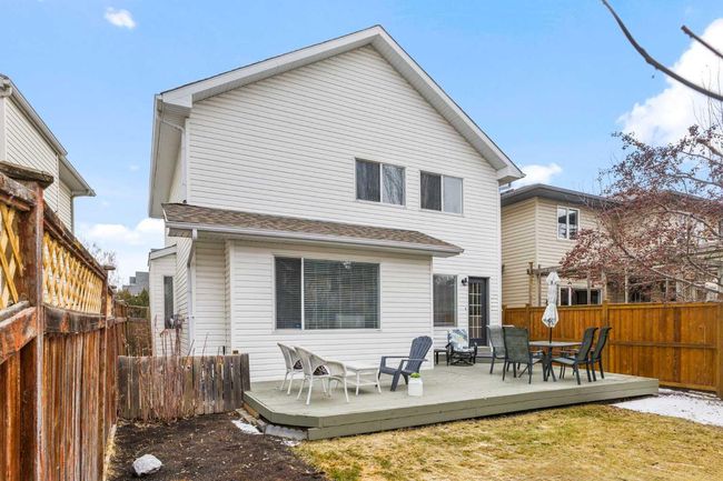 18 Mt Selkirk Place Se, House other with 5 bedrooms, 3 bathrooms and 4 parking in Calgary AB | Image 36