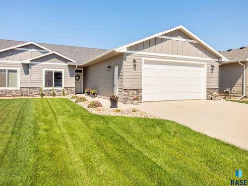 5207 S Dubuque Ave, Sioux Falls, SD, 57108-3196 | Card Image