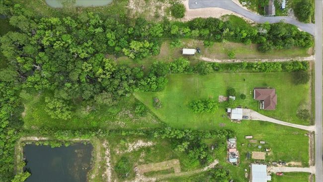 13872 Shellhammer Rd, House other with 4 bedrooms, 2 bathrooms and 3 parking in Winnie TX | Image 30