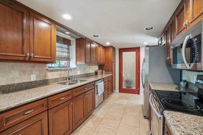 4 Royal Oaks Blvd, House other with 3 bedrooms, 2 bathrooms and null parking in Hickory Creek TX | Image 12
