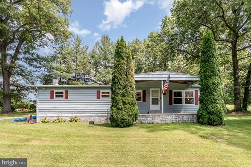 330 Oxford Rd, GARDNERS, PA, 17324-9015 | Card Image