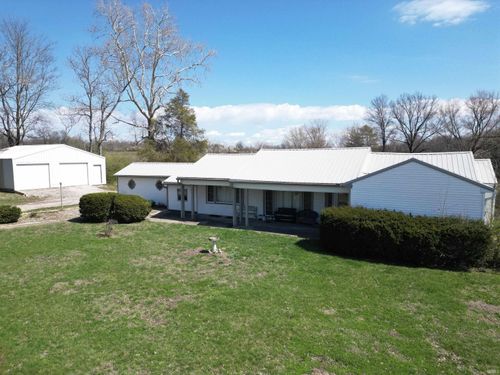 2052 N State Road 61, Petersburg, IN, 47567-8358 | Card Image