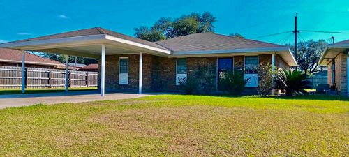 108 Kenney St, Houma, LA, 70364-1831 | Card Image