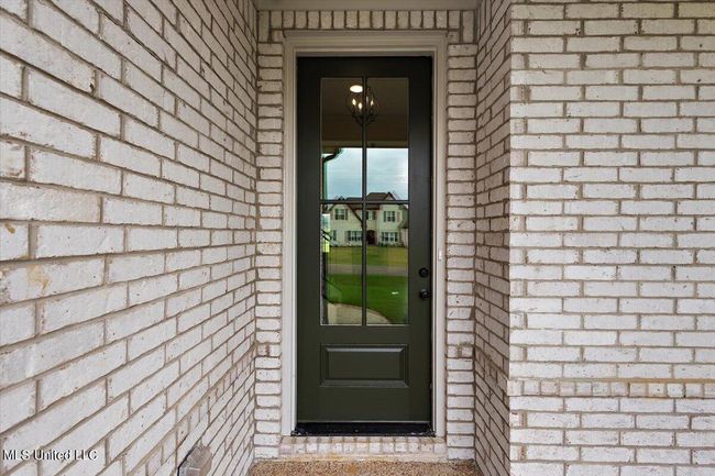 Front door | Image 6