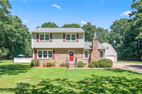 20551 Reynolds Dr, Carrollton, VA, 23314-6330 | Card Image